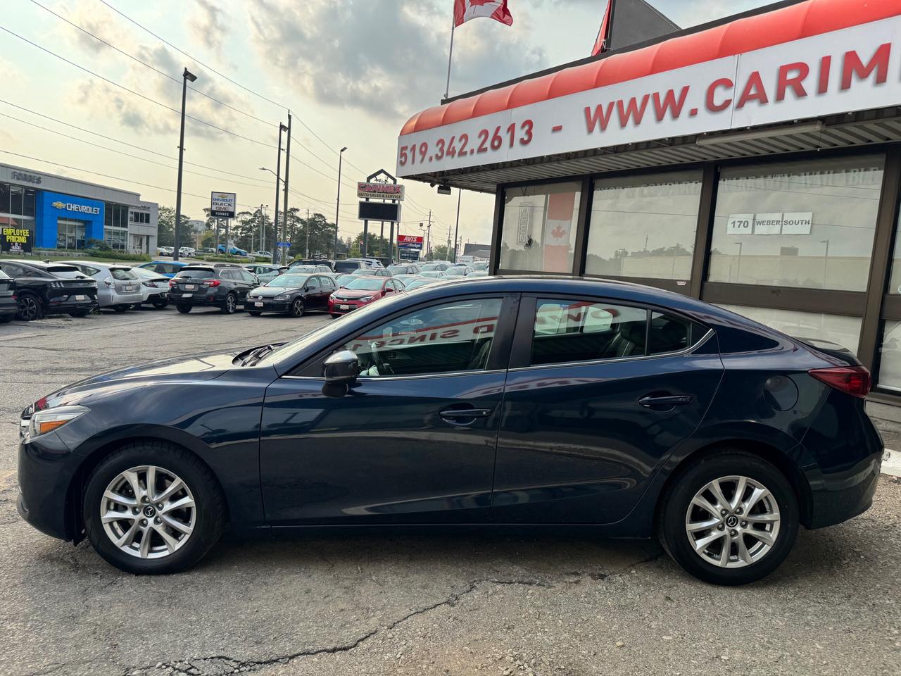 2018 Mazda MAZDA3 GS Sunroof | Accident Free | Excellent Service Photo1
