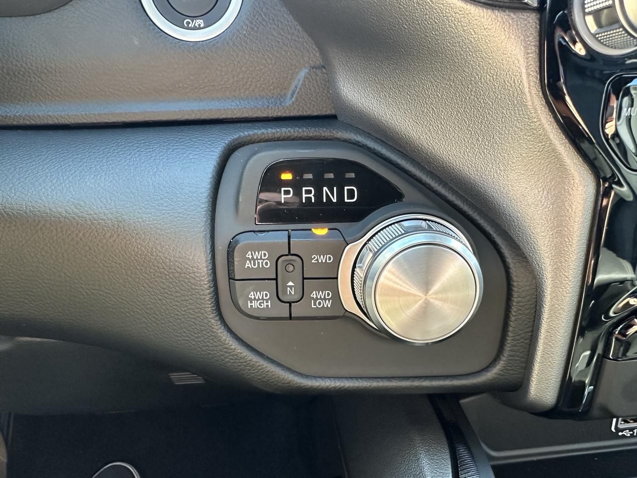 2027 RAM 1500 SPORT Photo