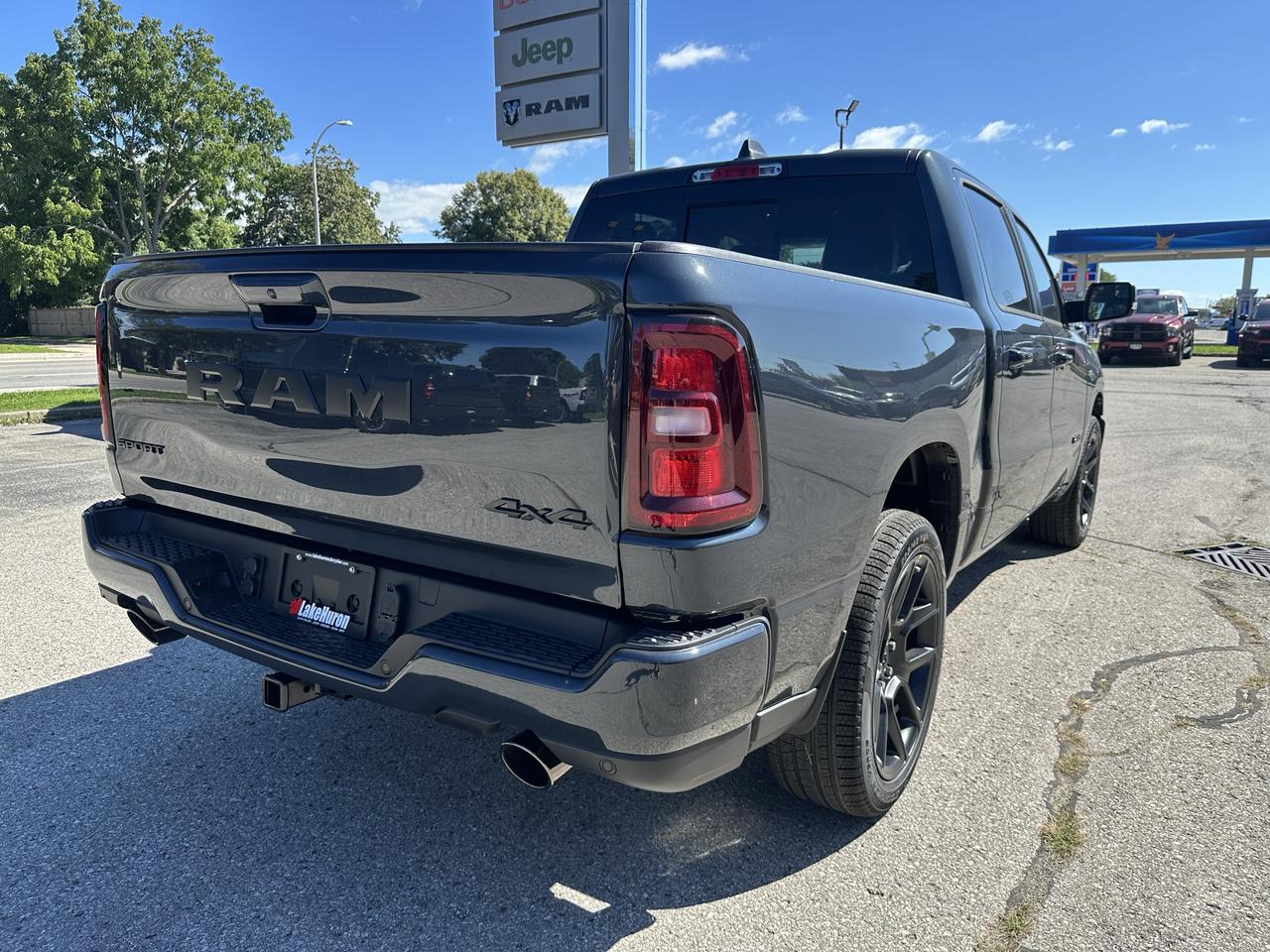 2027 RAM 1500 SPORT Photo