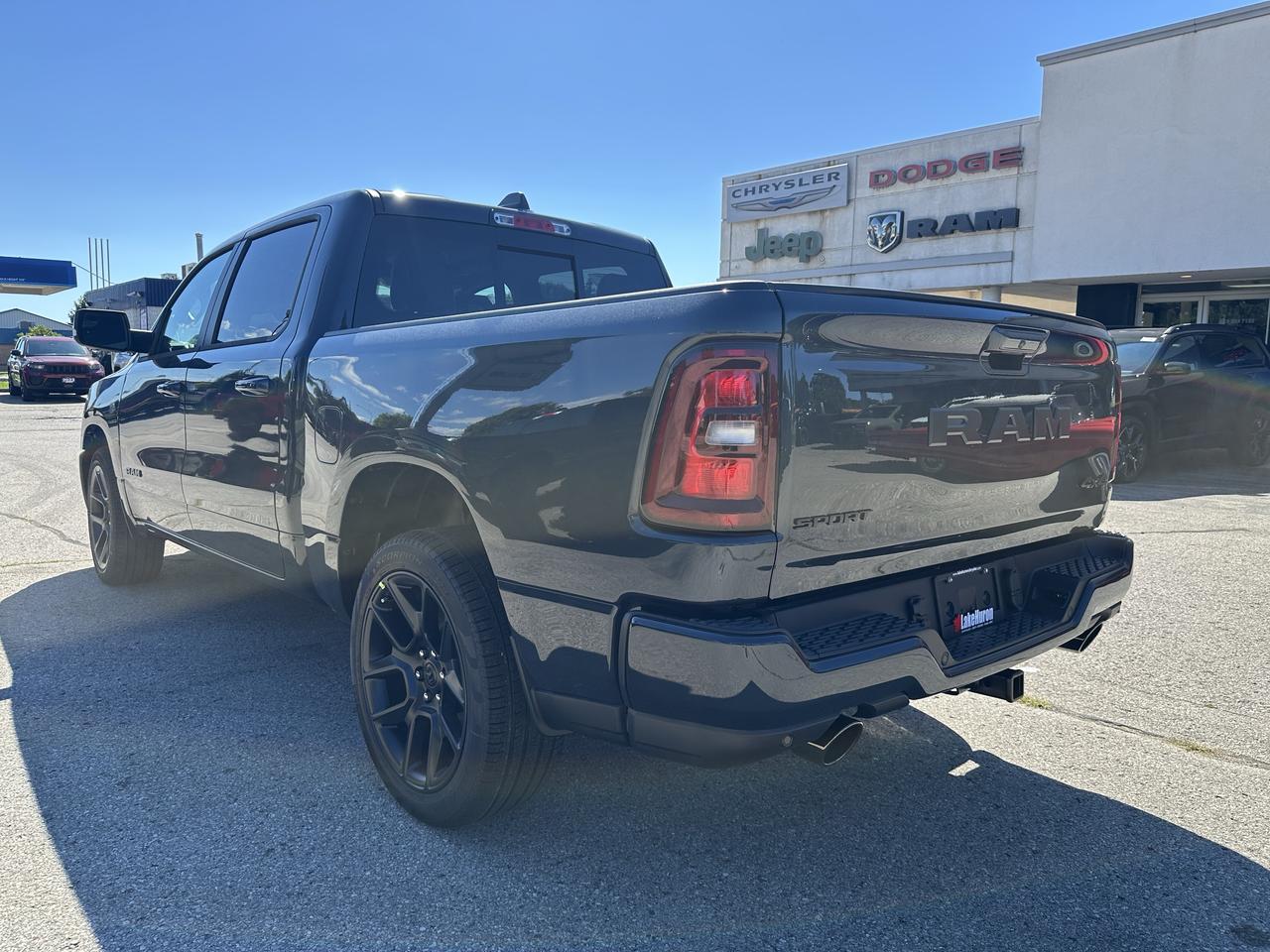 2027 RAM 1500 SPORT Photo
