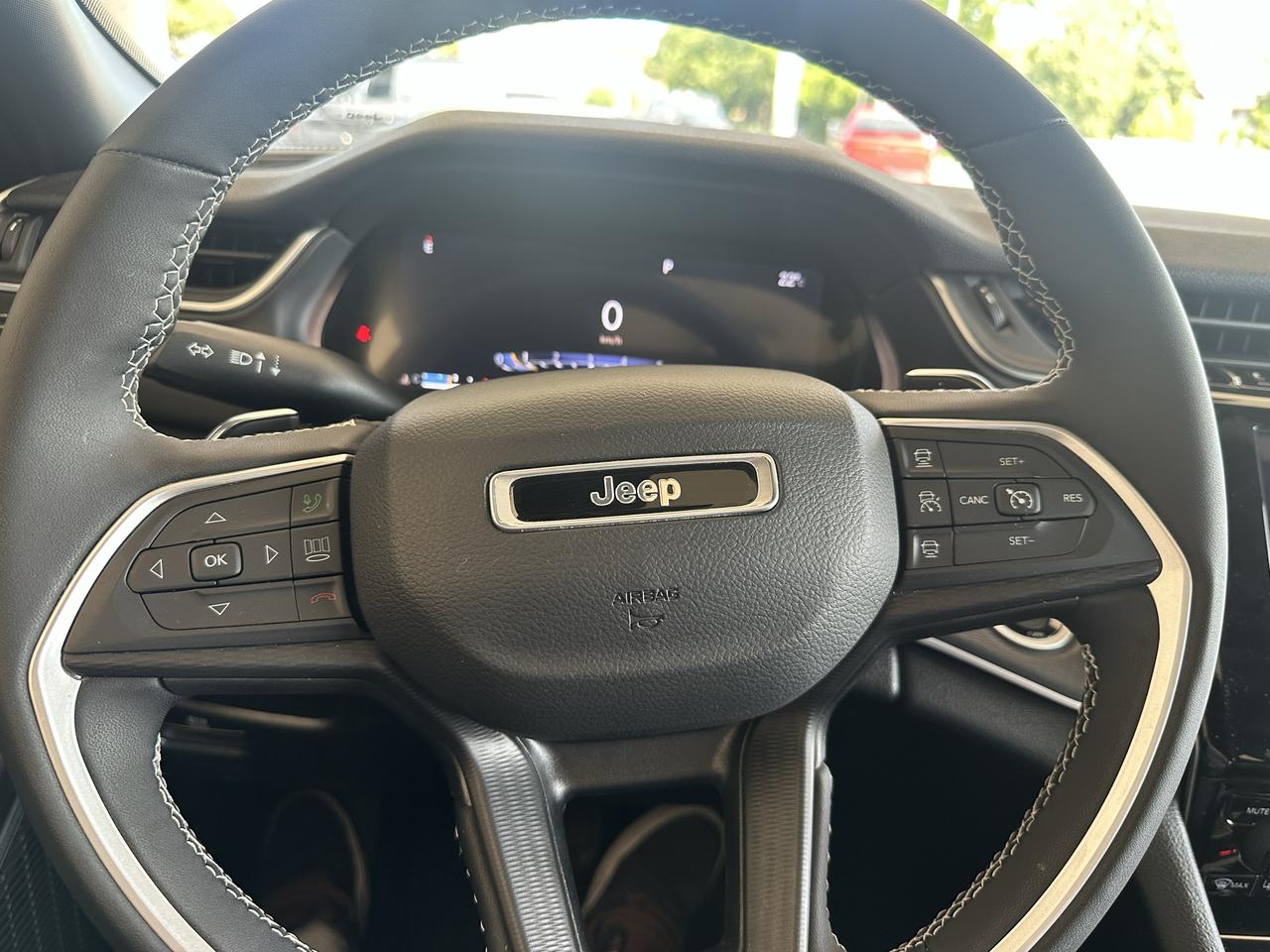2023 Jeep Grand Cherokee Altitude Photo