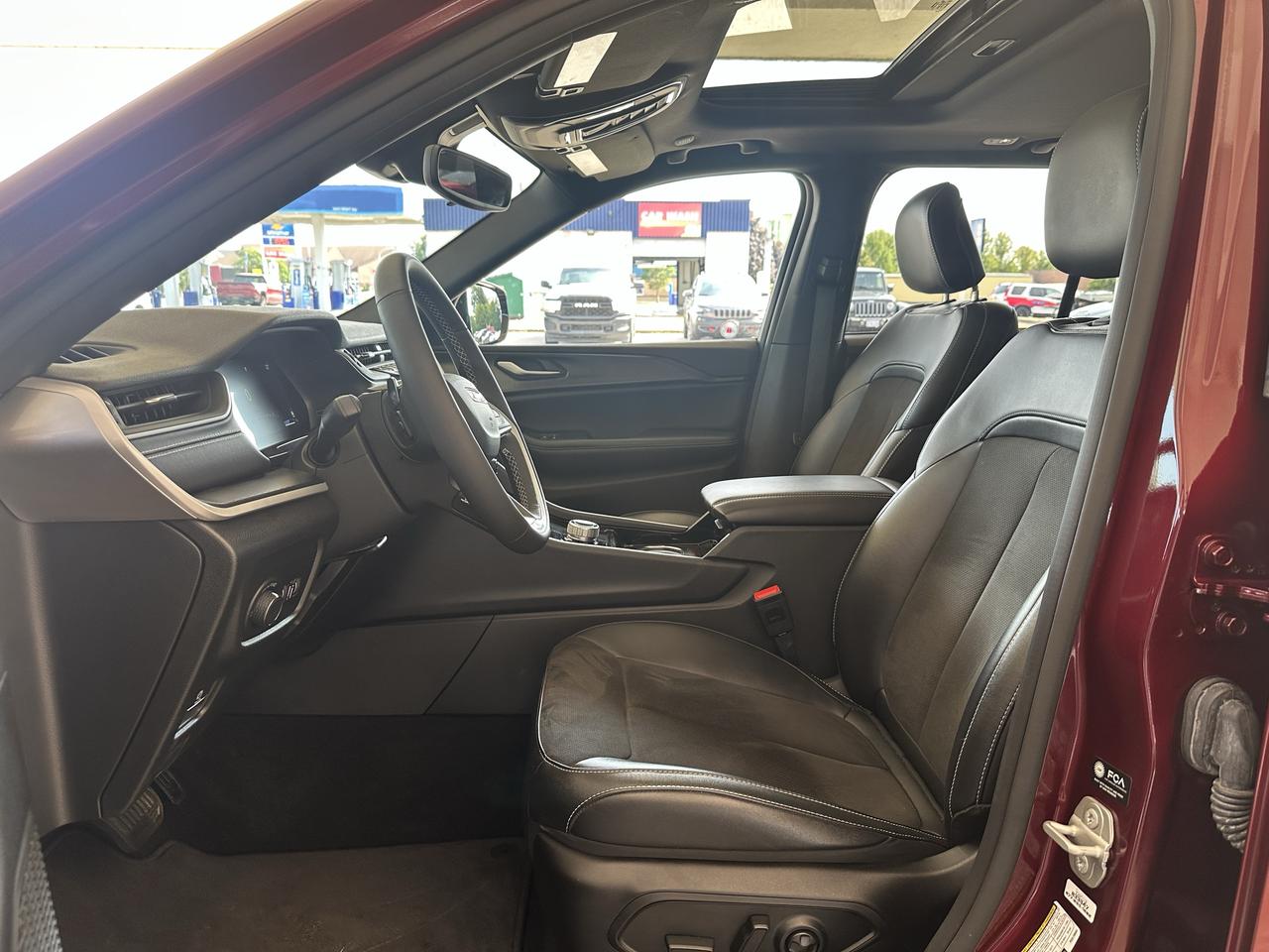 2023 Jeep Grand Cherokee Altitude Photo