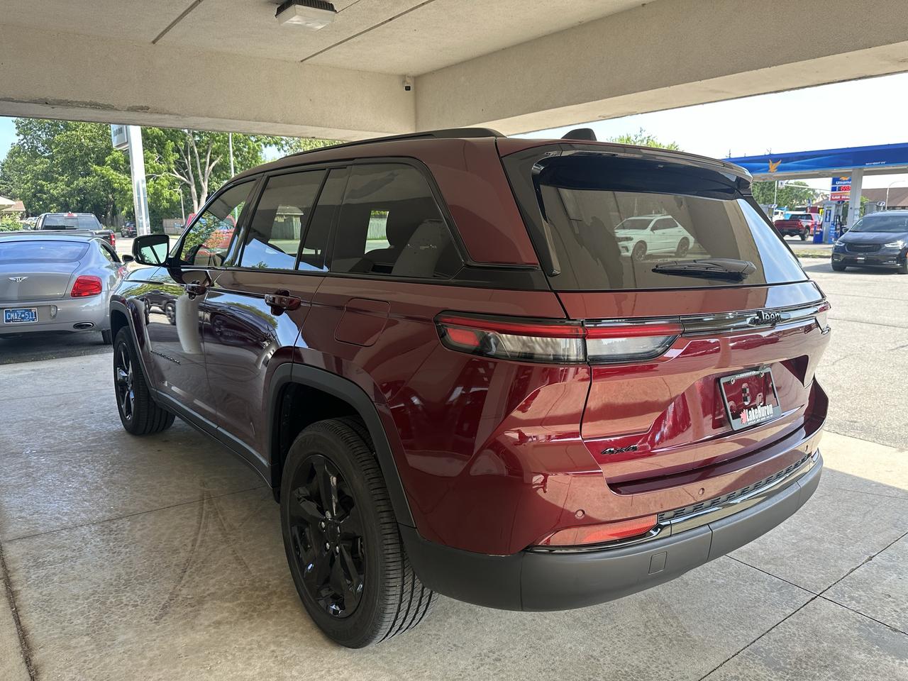 2023 Jeep Grand Cherokee Altitude Photo