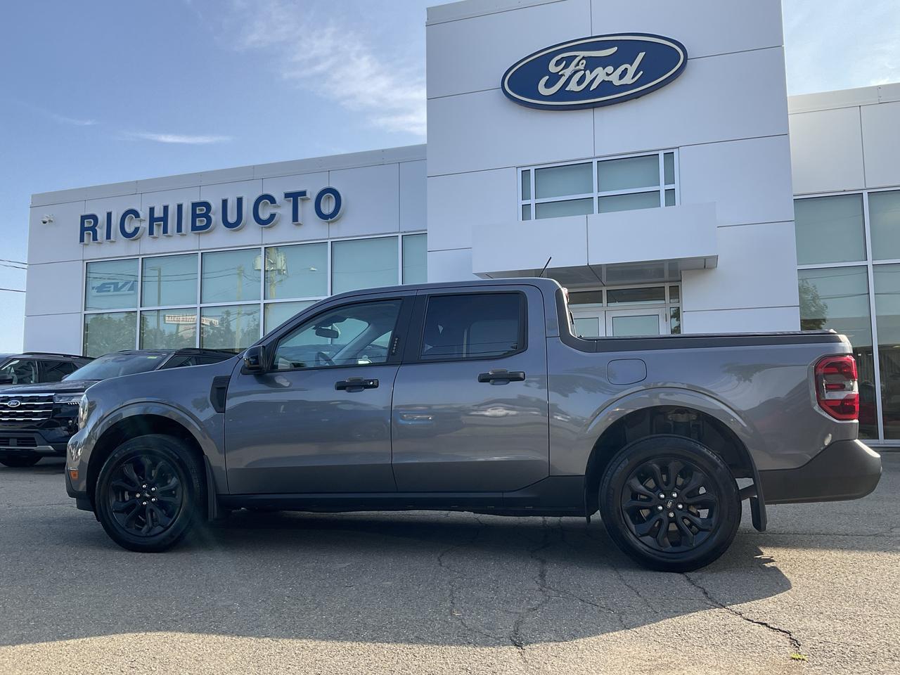 2023 Ford Maverick XLT Photo3