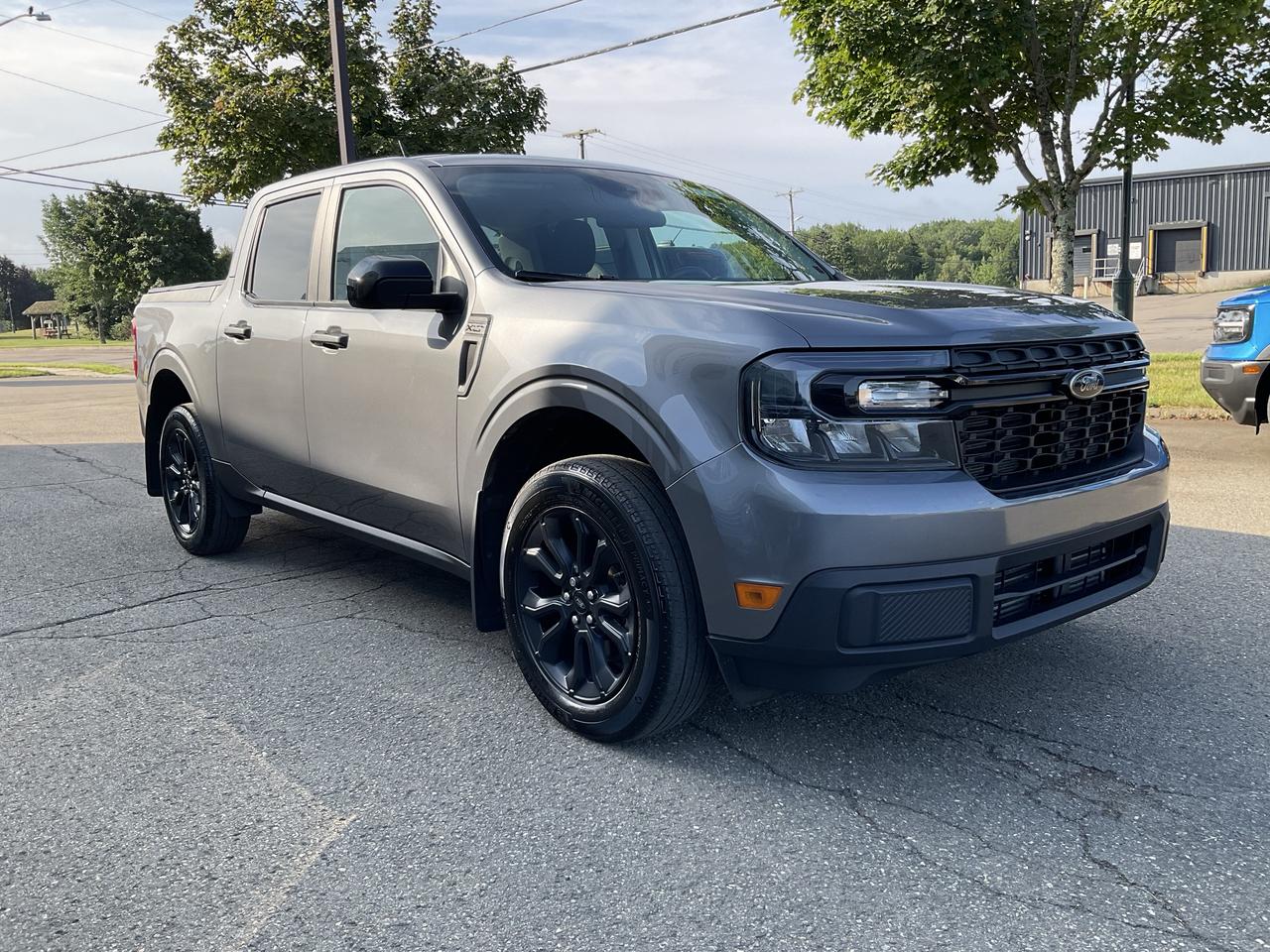 2023 Ford Maverick XLT Photo1