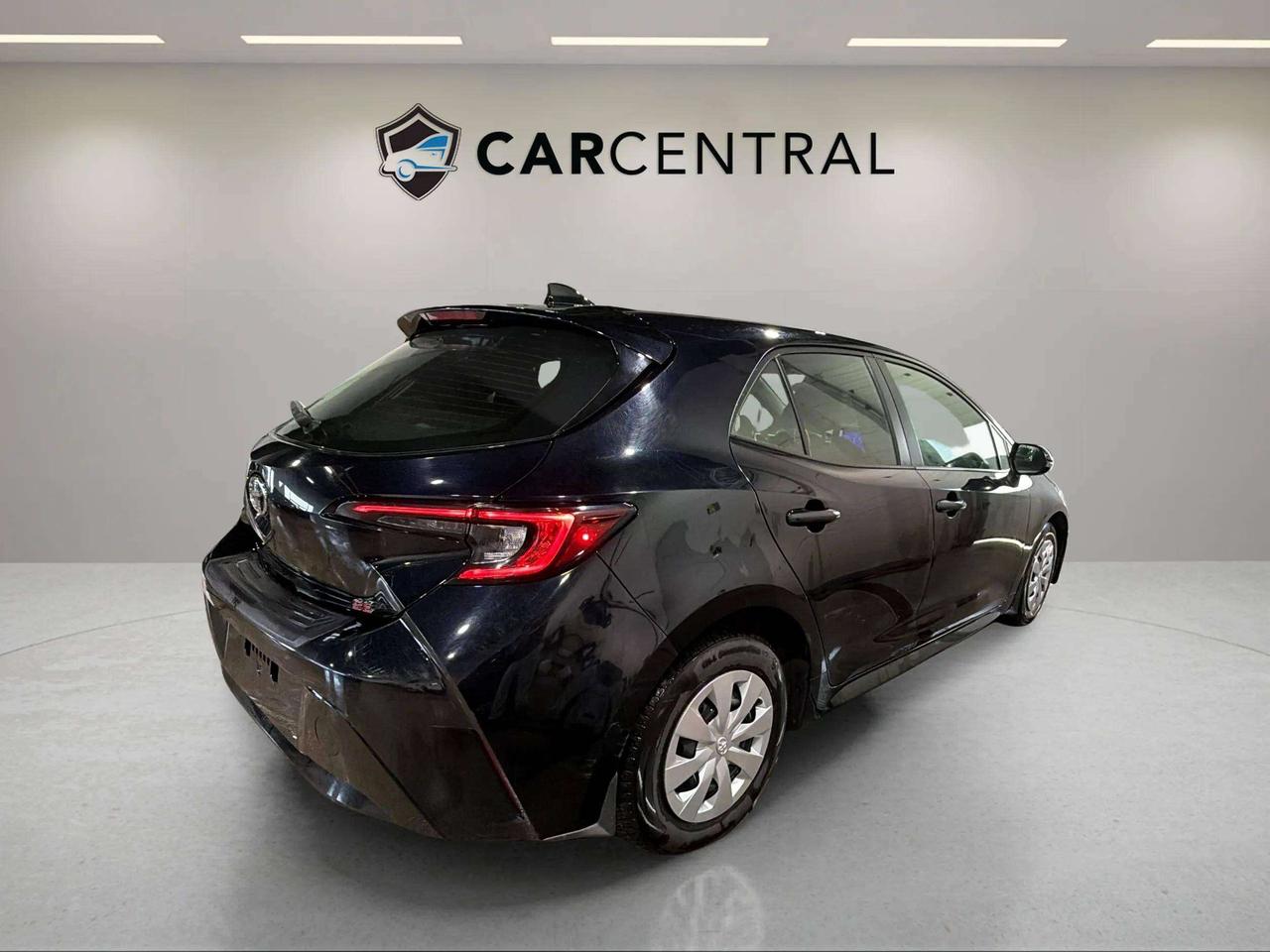 2023 Toyota Corolla SE | CLEAN CARFAX | BACK UP| CRUISE | LANE DEP Photo
