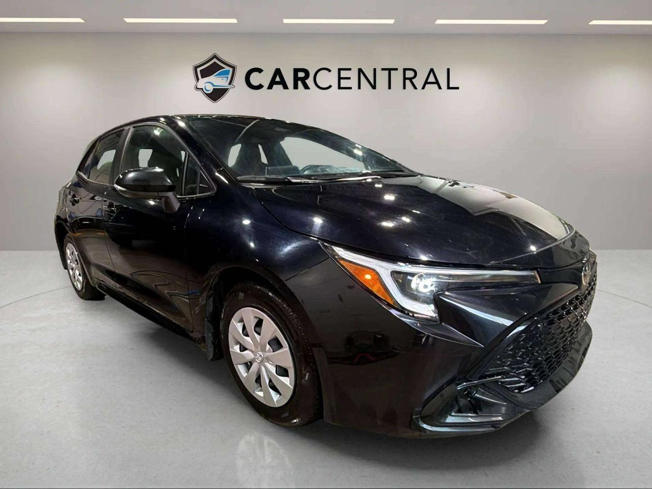 2023 Toyota Corolla SE | CLEAN CARFAX | BACK UP| CRUISE | LANE DEP Photo