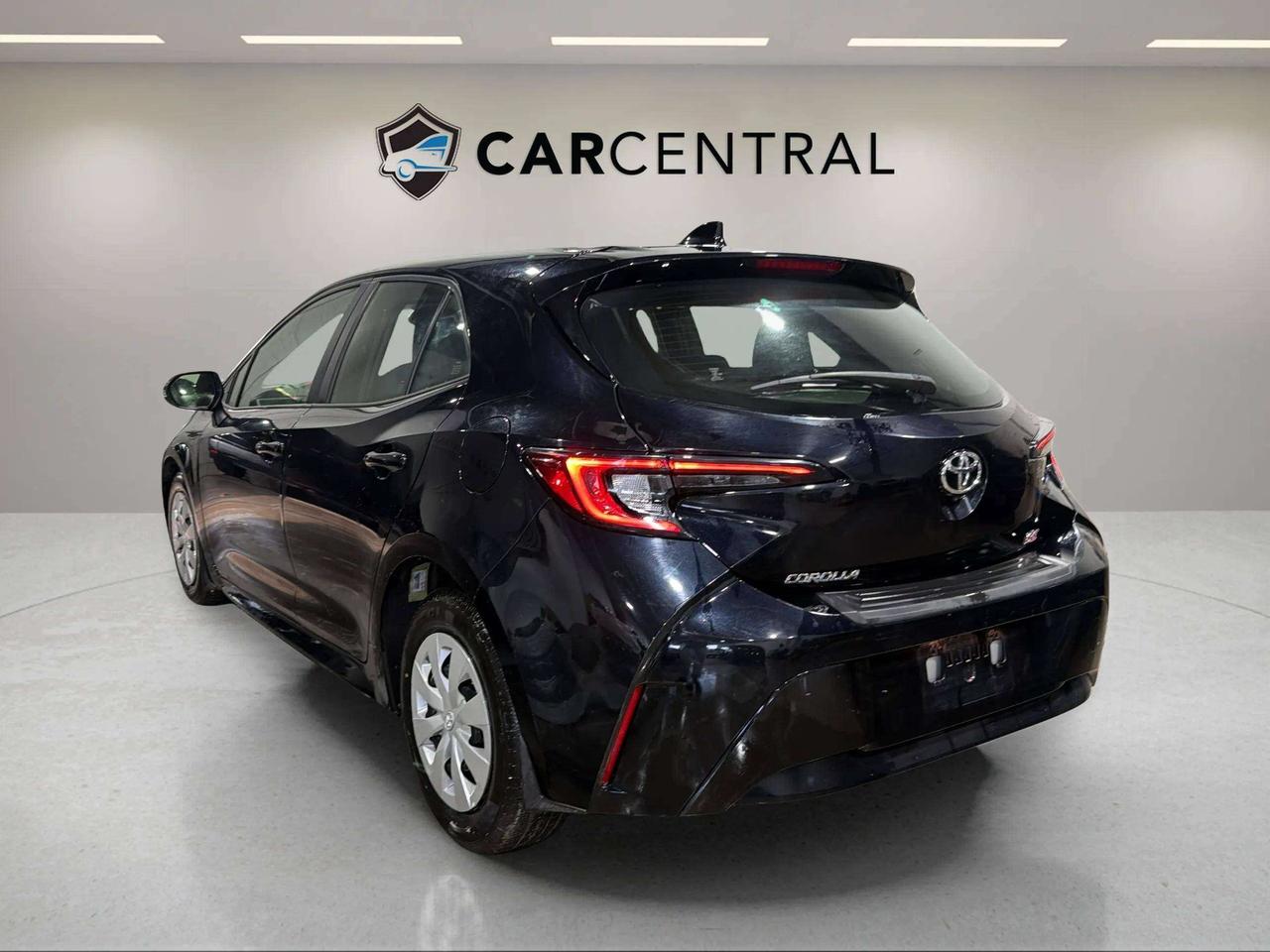 2023 Toyota Corolla SE | CLEAN CARFAX | BACK UP| CRUISE | LANE DEP Photo