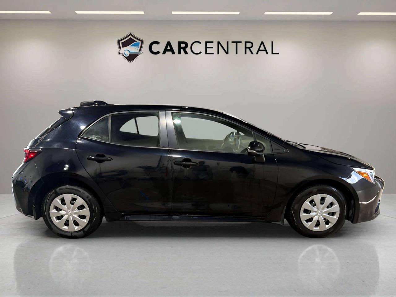 2023 Toyota Corolla SE | CLEAN CARFAX | BACK UP| CRUISE | LANE DEP Photo