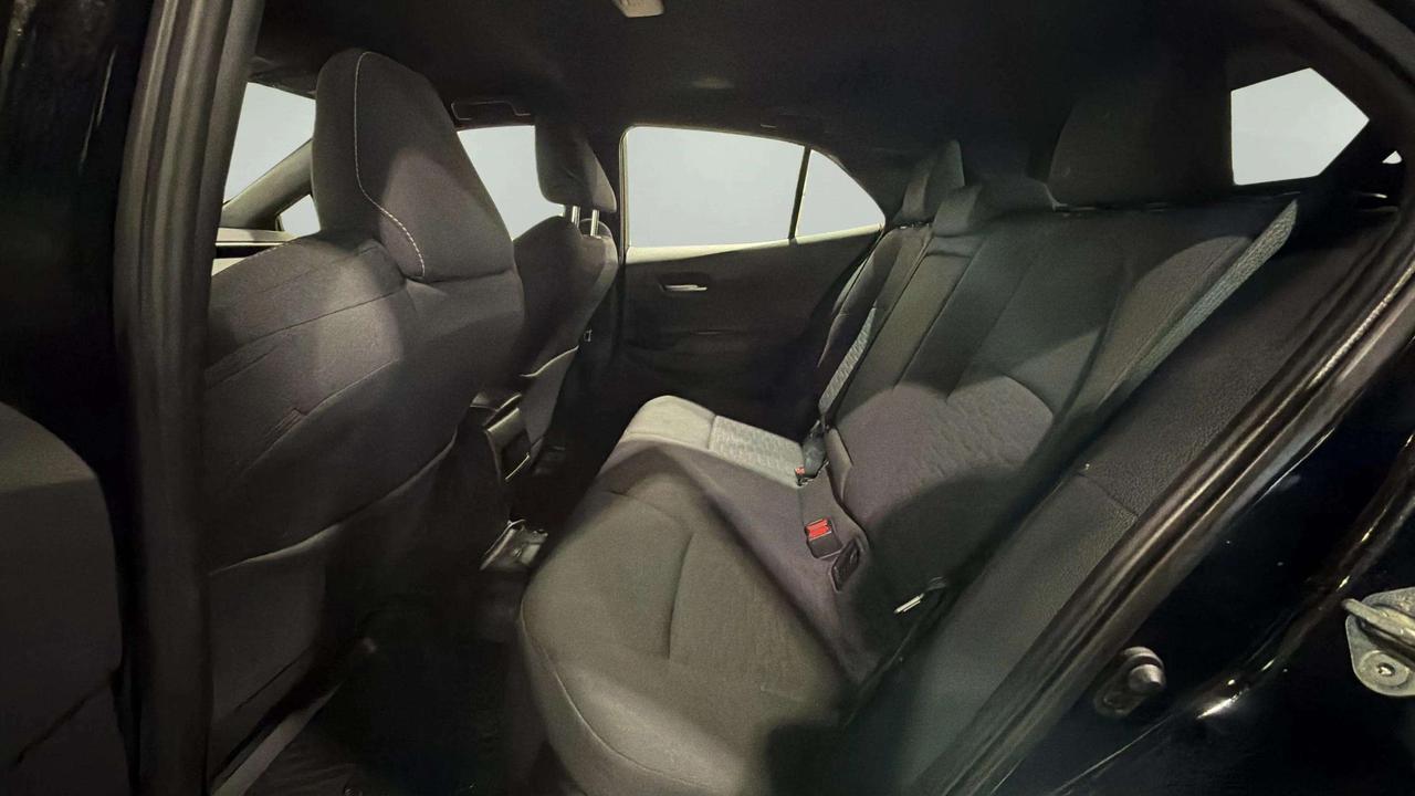 2023 Toyota Corolla SE | CLEAN CARFAX | BACK UP| CRUISE | LANE DEP Photo