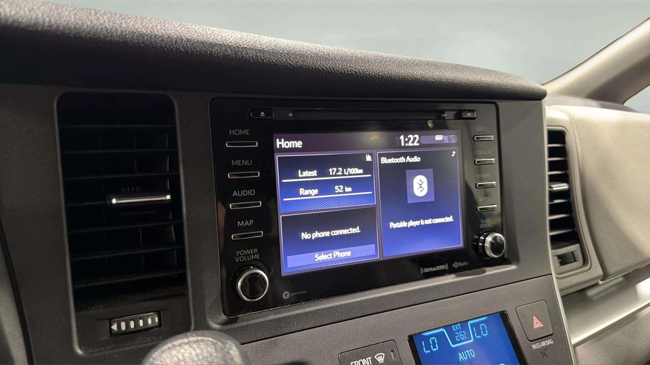 2020 Toyota Sienna LE |CLEAN CARFAX|LOW KMS |HEATED SEATS | BACK UP Photo