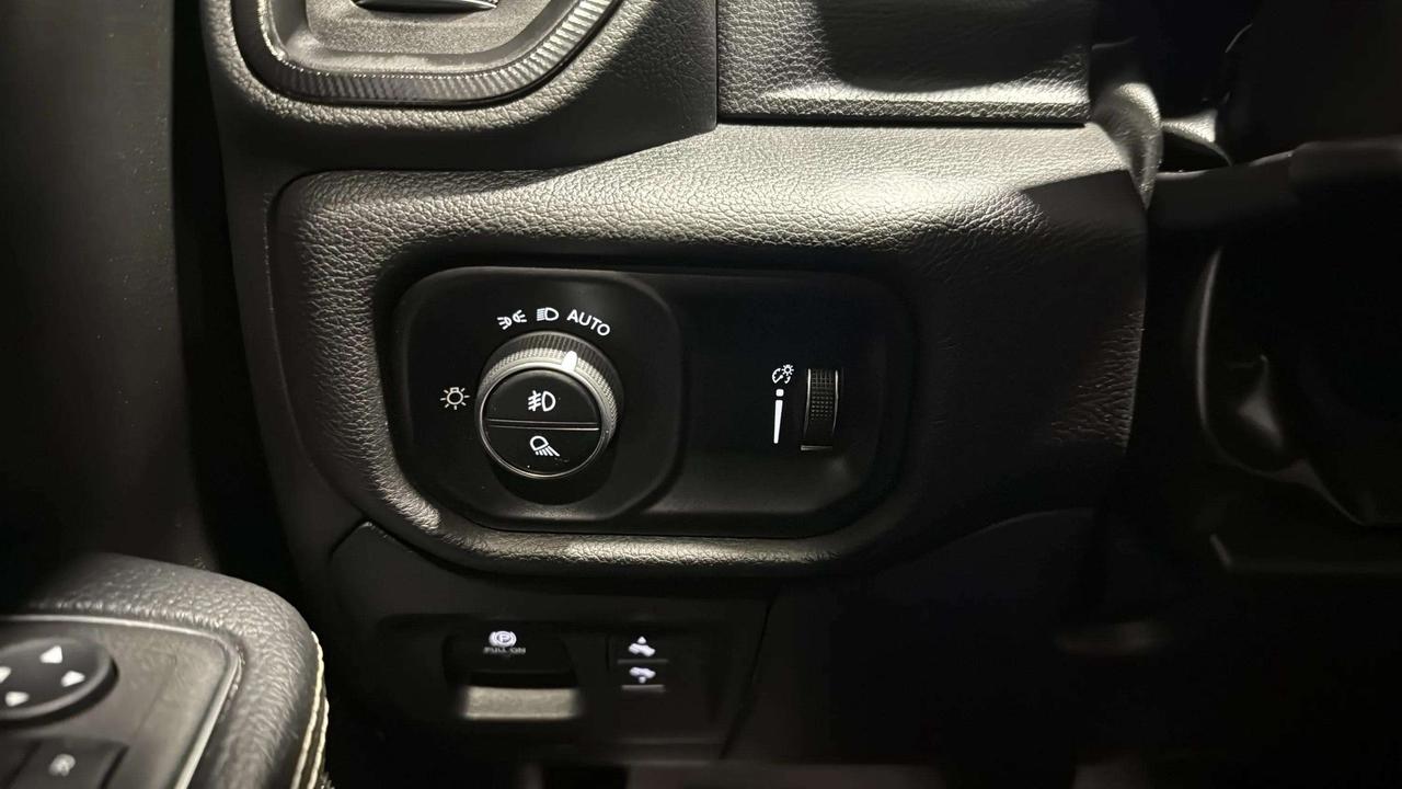 2024 RAM 1500 SPORT | CLEAN CARFAX | BSM | PANO | STARTER Photo
