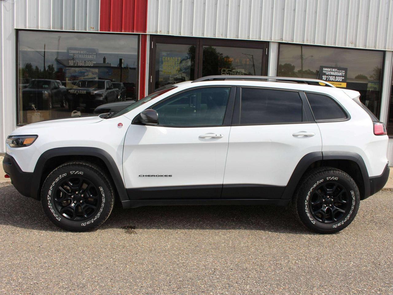 Used 2021 Jeep Cherokee Trailhawk Elite for sale in Kenton, MB