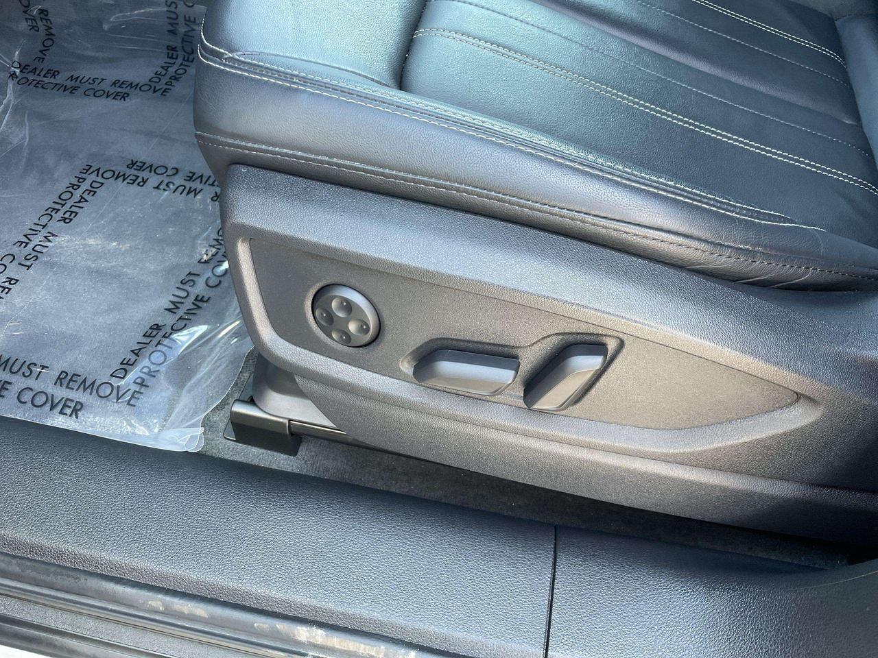 2023 Audi Q5 45 Komfort VORSPRUNG EDITION, LEATHER, BLIS, SEAT MEMORY, LANE ASSIST, BK. CAM, HTD. SEATS Photo