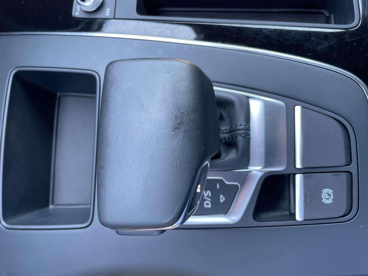 2023 Audi Q5 45 Komfort VORSPRUNG EDITION, LEATHER, BLIS, SEAT MEMORY, LANE ASSIST, BK. CAM, HTD. SEATS Photo