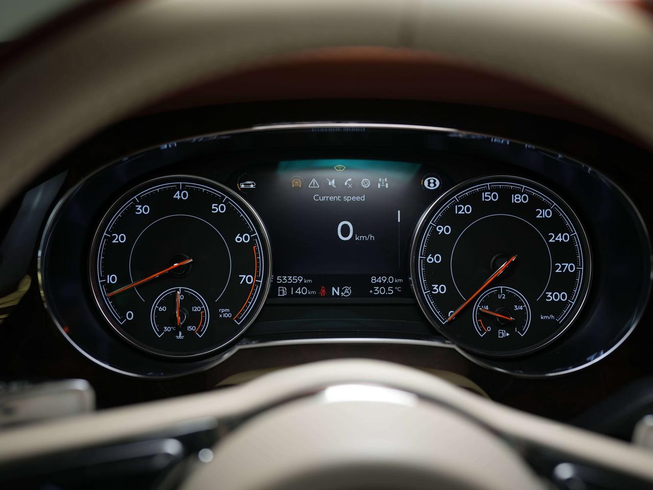 2017 Bentley Bentayga W12 | PANO Photo