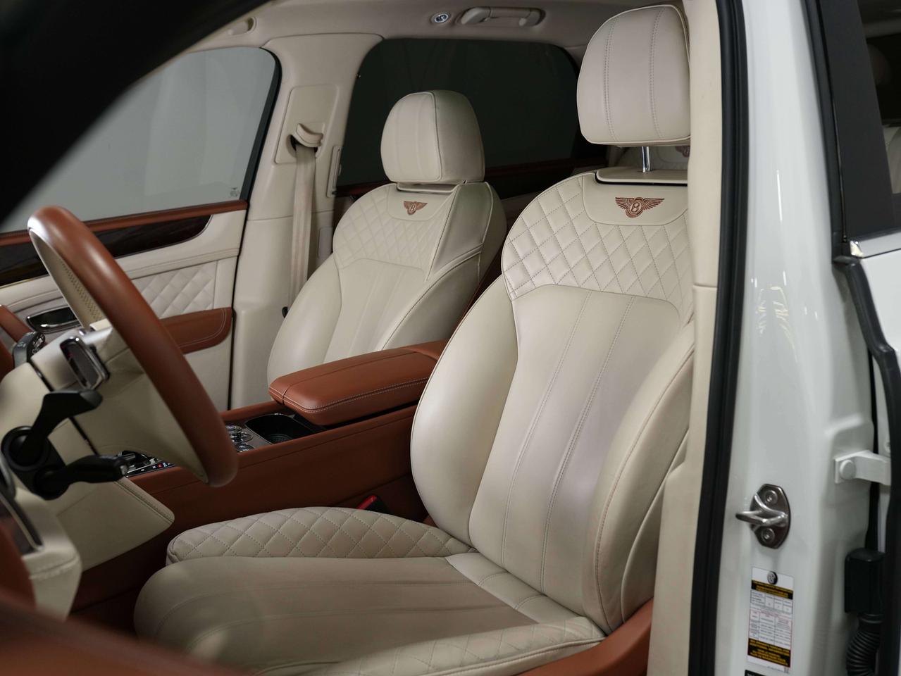 2017 Bentley Bentayga W12 | PANO Photo