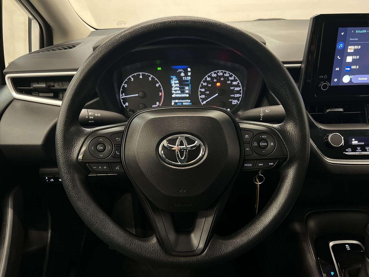 2025 Toyota Corolla AUTO | ONLY 19,000KMS! | CARPLAY | ADAPT. CRUISE Photo
