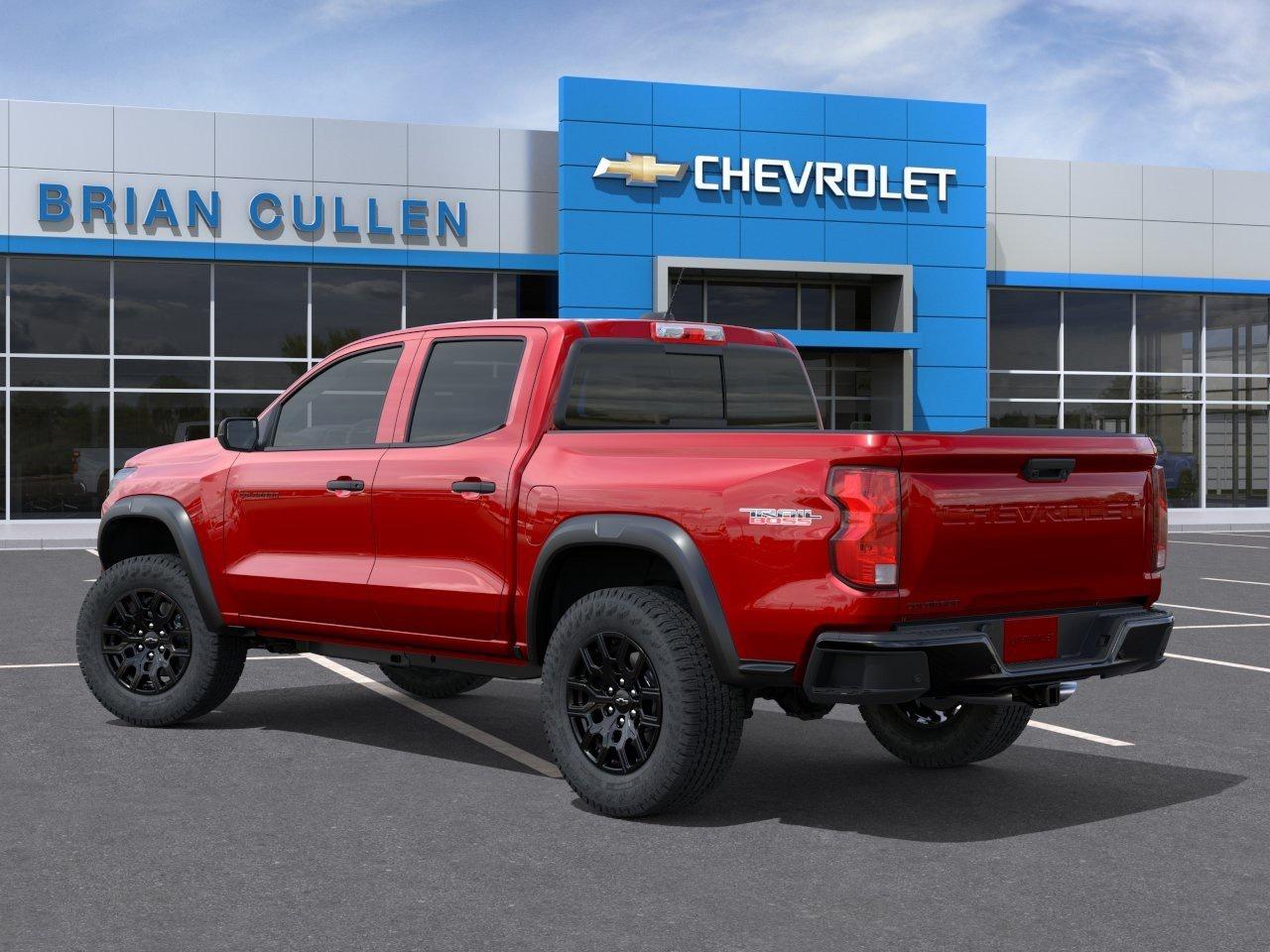 2026 Chevrolet Colorado 4WD Trail Boss Crew Cab Short Box 4-Wheel Drive Trail Boss Photo2