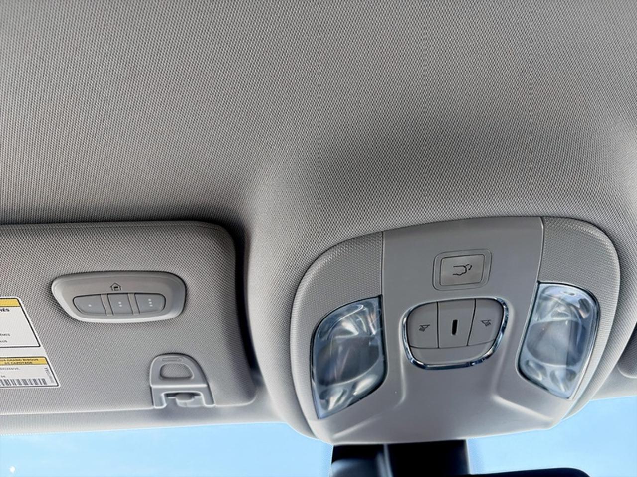 2022 Jeep Compass Trailhawk  **CLEAN CARFAX** Photo