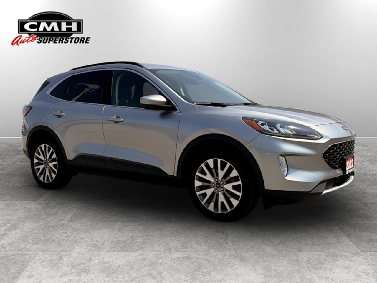 2022 Ford Escape Titanium Photo