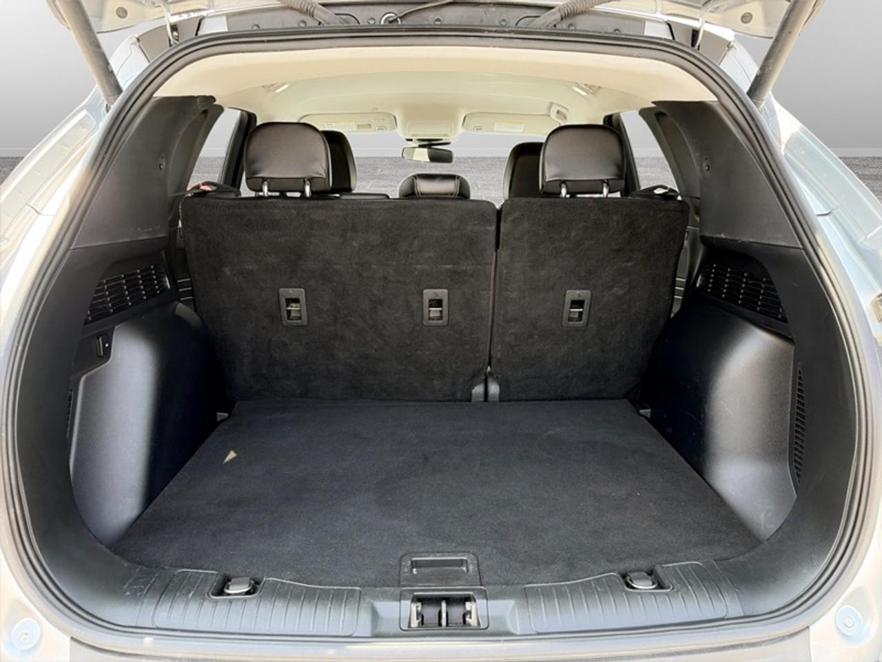 2022 Ford Escape Titanium Photo