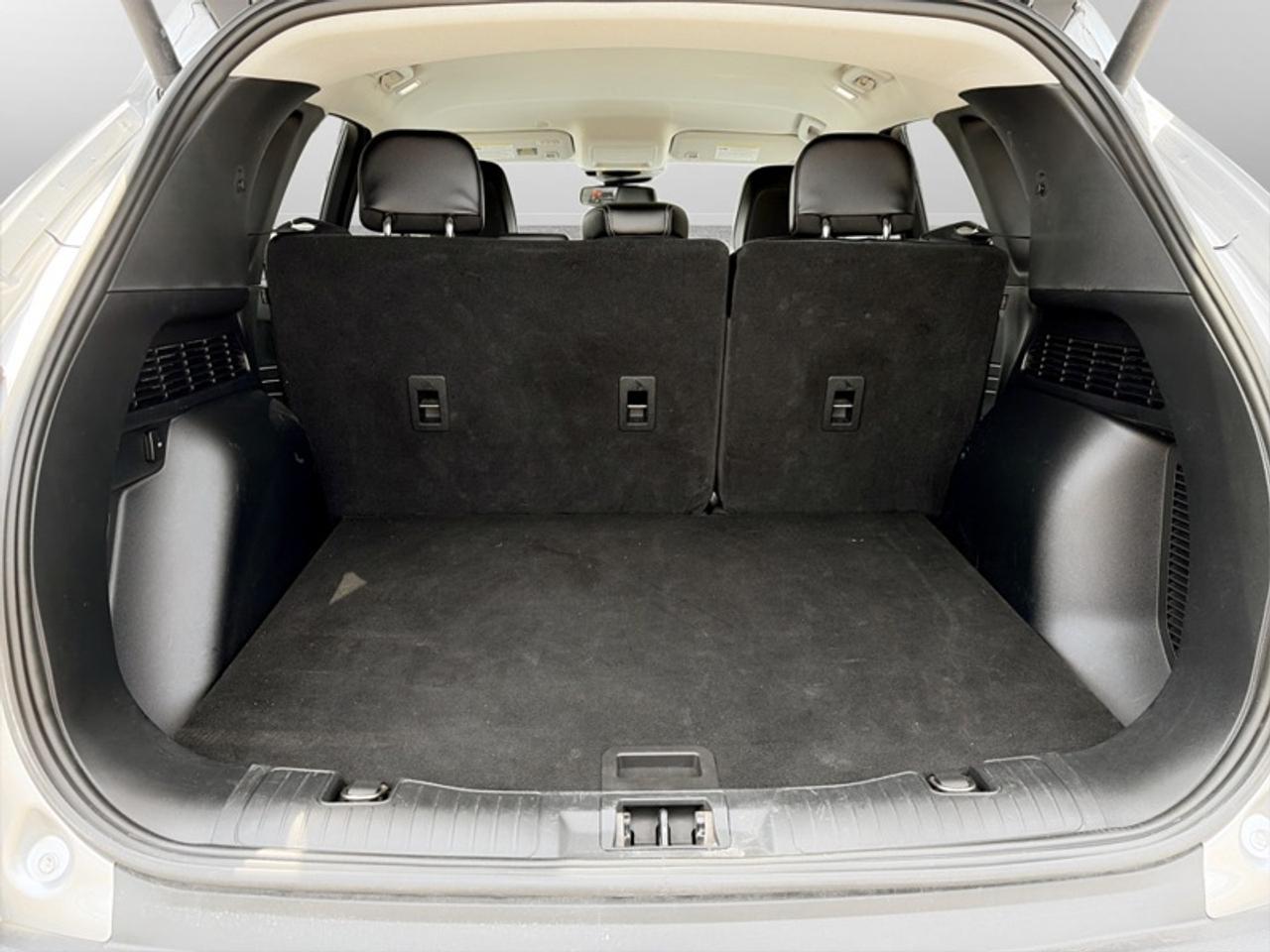 2022 Ford Escape Titanium Photo