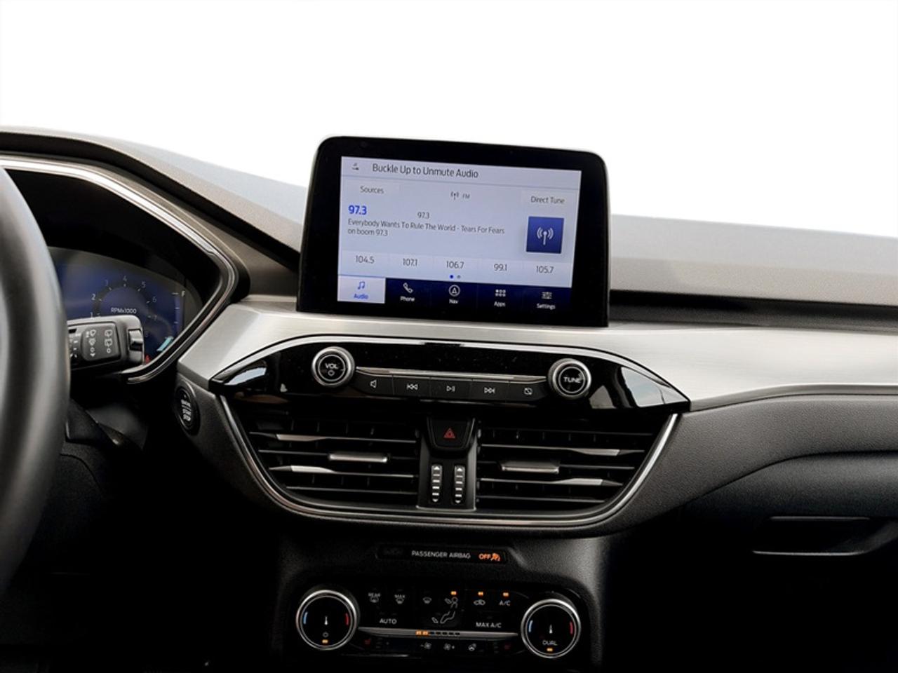2022 Ford Escape Titanium Photo