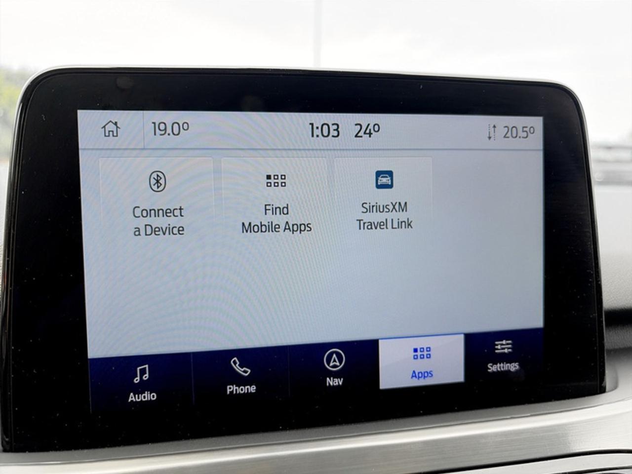 2022 Ford Escape Titanium Photo