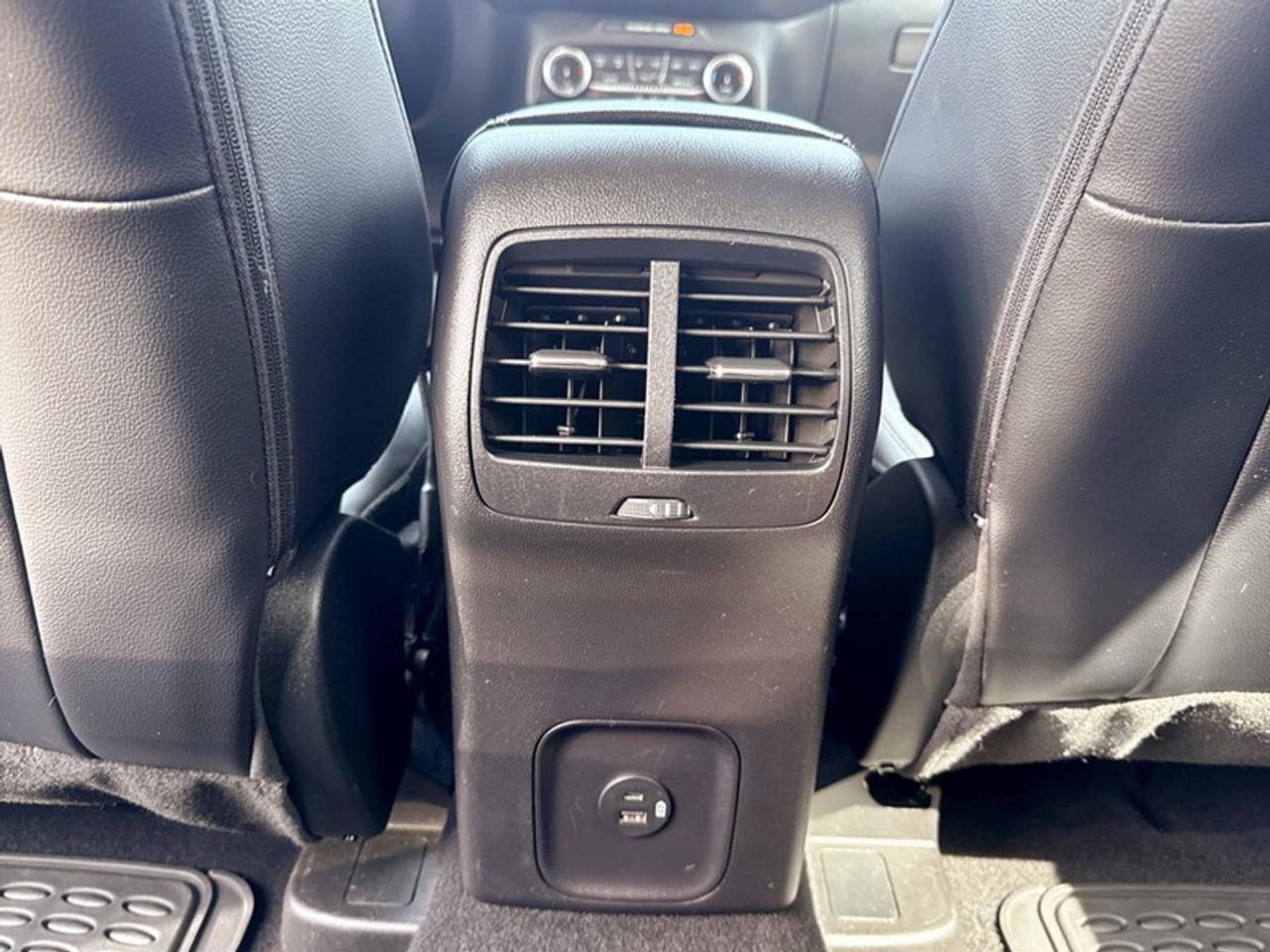 2022 Ford Escape Titanium  **16 SERVICE RECORDS** Photo