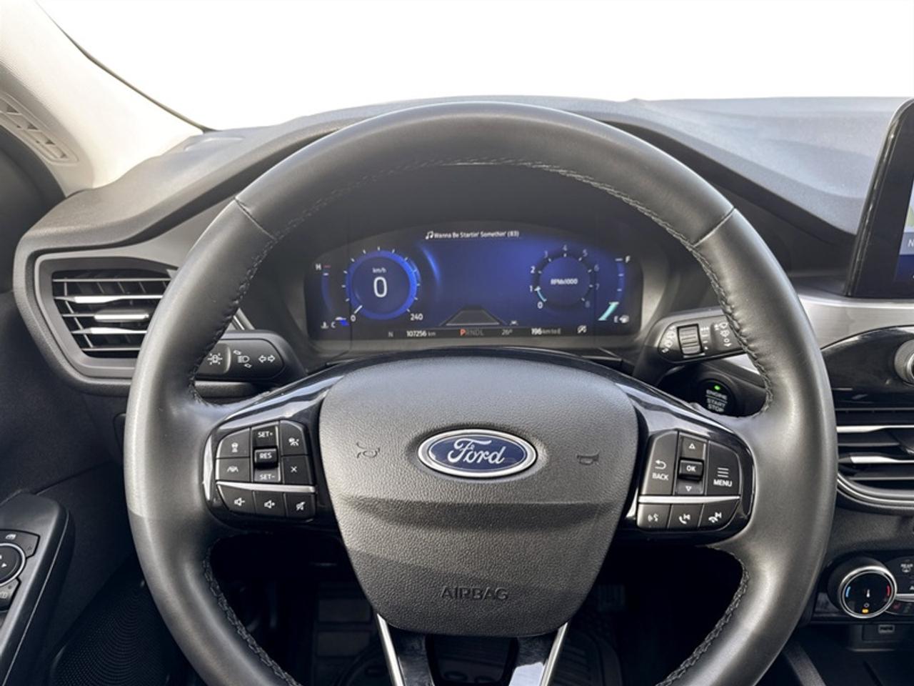 2022 Ford Escape Titanium  **16 SERVICE RECORDS** Photo
