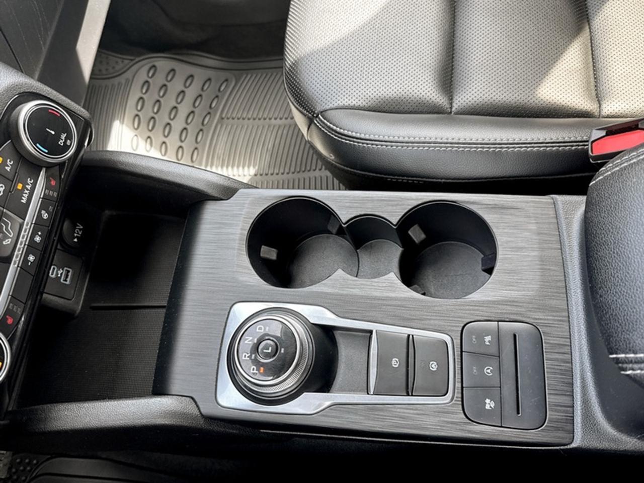 2022 Ford Escape Titanium  **16 SERVICE RECORDS** Photo