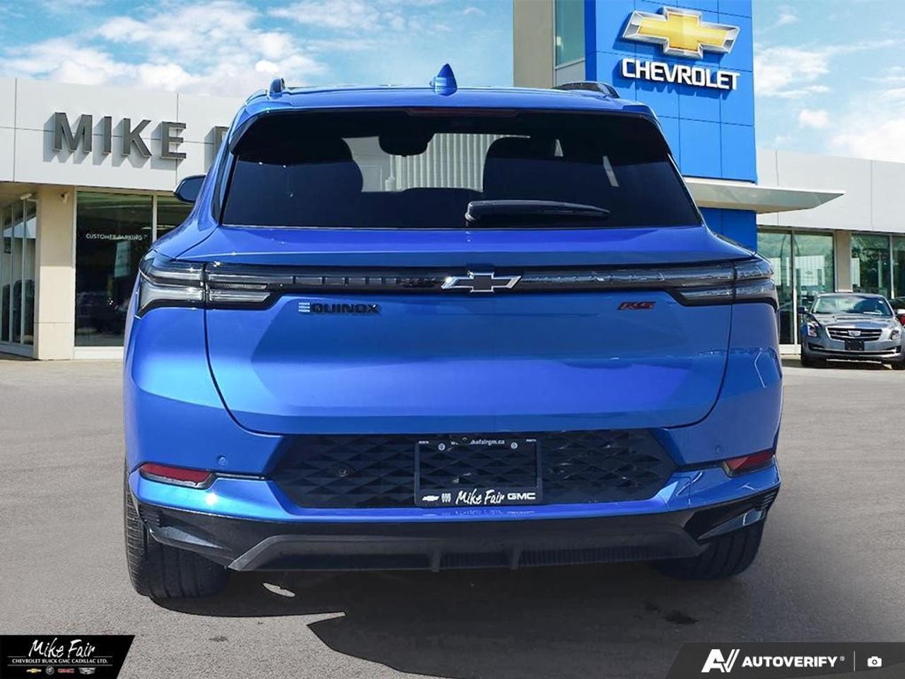 2025 Chevrolet Equinox EV 4dr RS Photo4