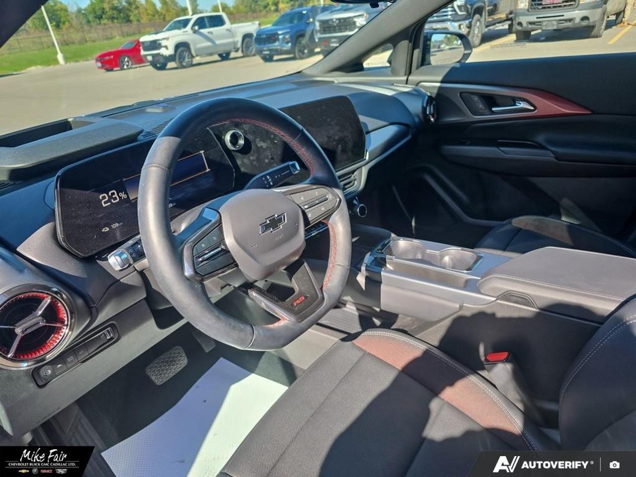2025 Chevrolet Equinox EV 4dr RS Photo