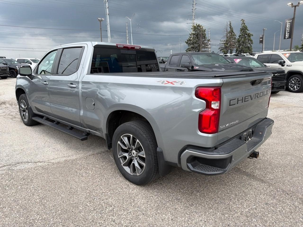2024 Chevrolet Silverado 1500 RST Photo