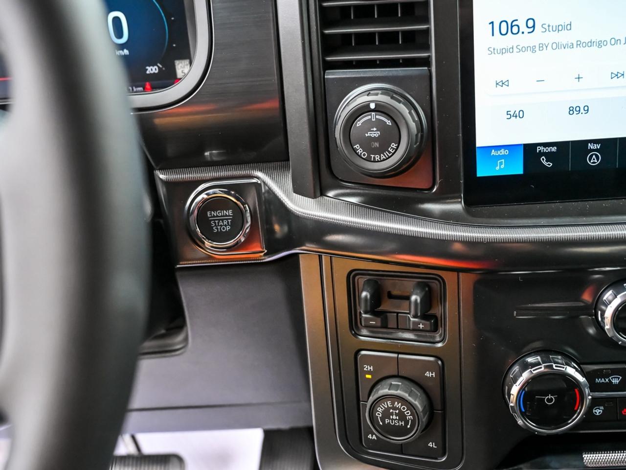 2026 Ford F-150 Lariat Photo