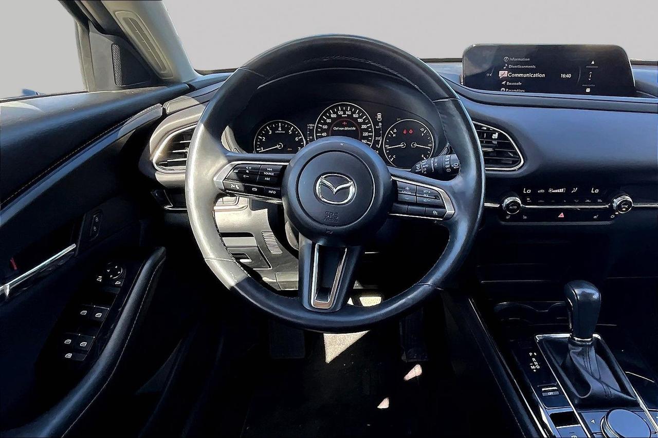 2024 Mazda CX-30 GS Photo2