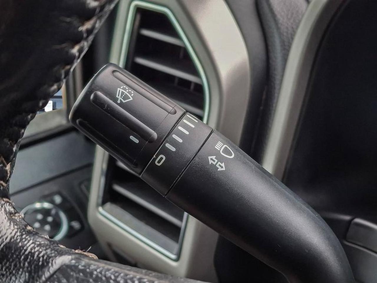 2022 Ford F-350 Super Duty DRW Lariat Dually | 6.7L Diesel | Ultimate Pkg | FX4 | 5th Wheel Prep & More ! Photo