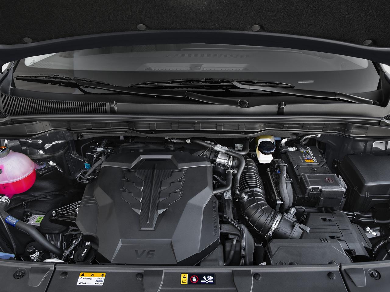 2027 Kia Carnival LX Photo