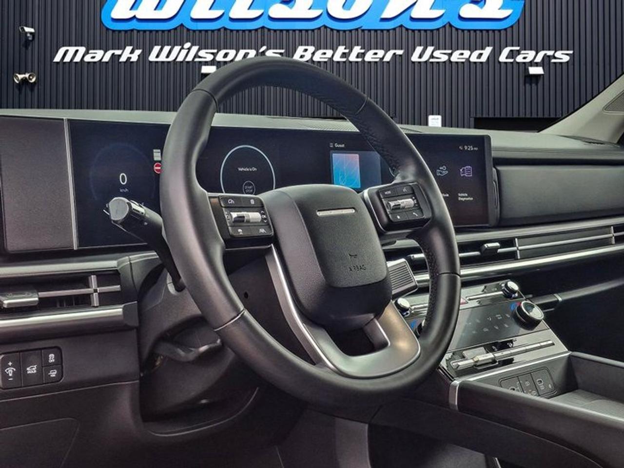 2025 Hyundai Santa Fe XRT AWD | Leather | Sunroof | 3rd Row | Smart Cruise | Heated Wheel + Seats | Power Seat | and More! Photo