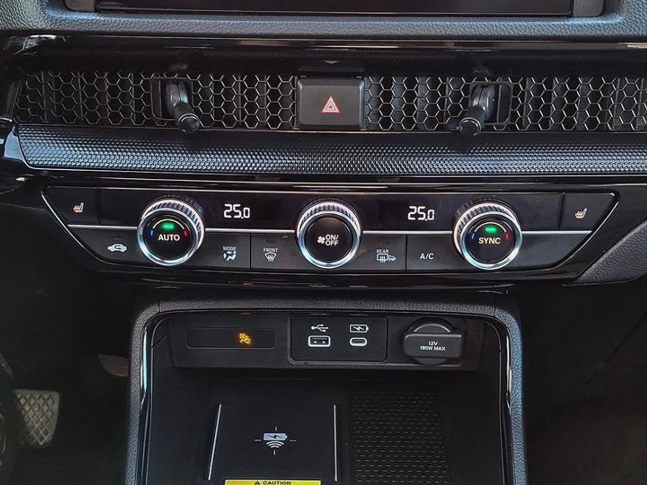 2024 Honda CR-V Hybrid Touring AWD | Leather | Sunroof | Nav | Bose | Adaptive Cruise | Heated Wheel + Seats | and More ! Photo
