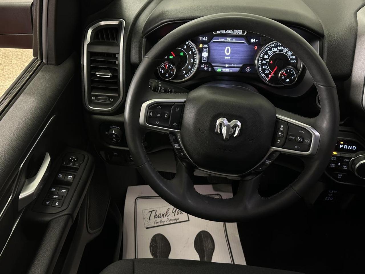 2025 RAM 1500 Big Horn BIG HORN/4WD/PENNSTAR/V6/CREW/PWR SEAT/NAVI/OFF LEASE! Photo