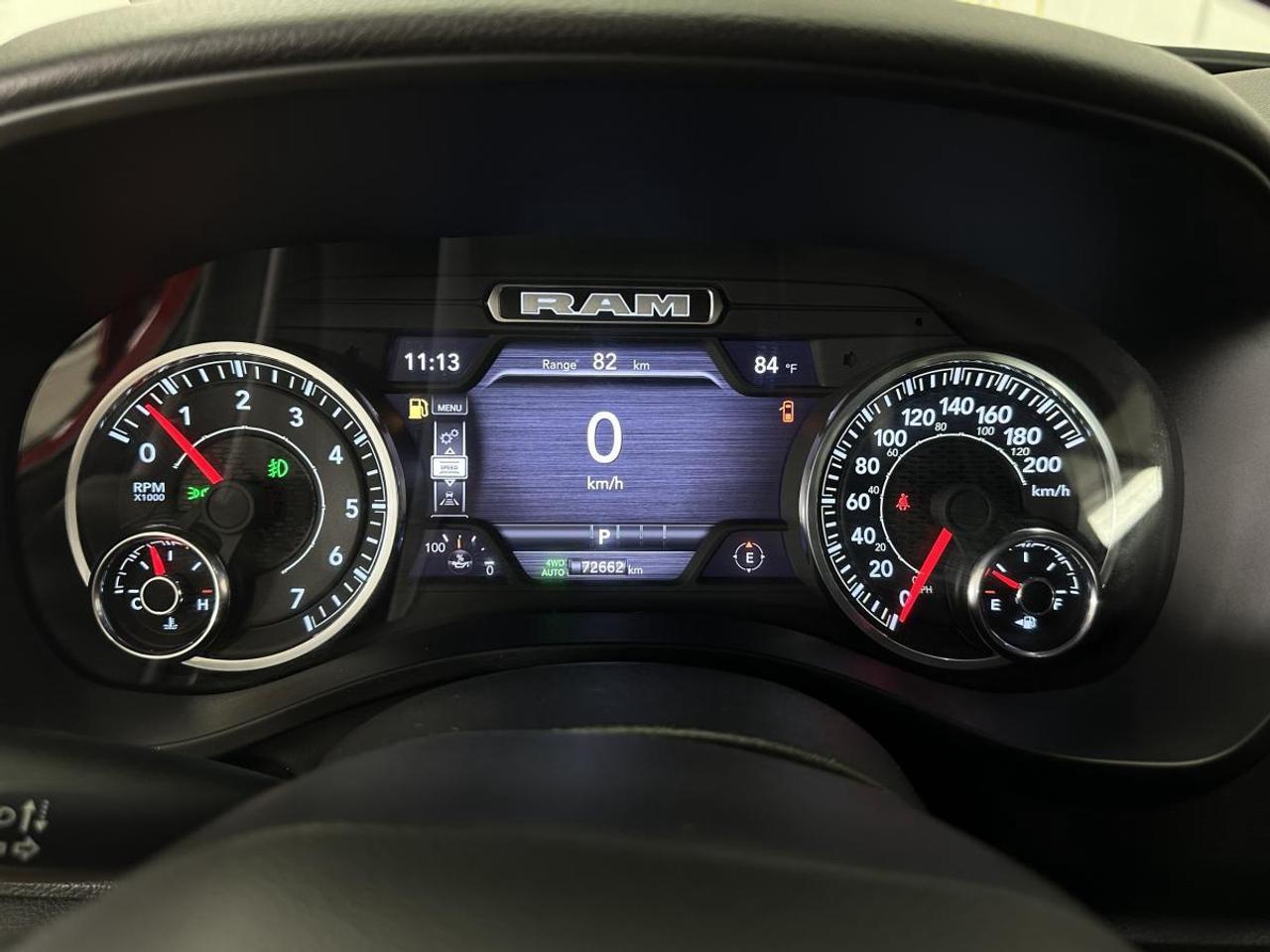 2025 RAM 1500 Big Horn BIG HORN/4WD/PENNSTAR/V6/CREW/PWR SEAT/NAVI/OFF LEASE! Photo
