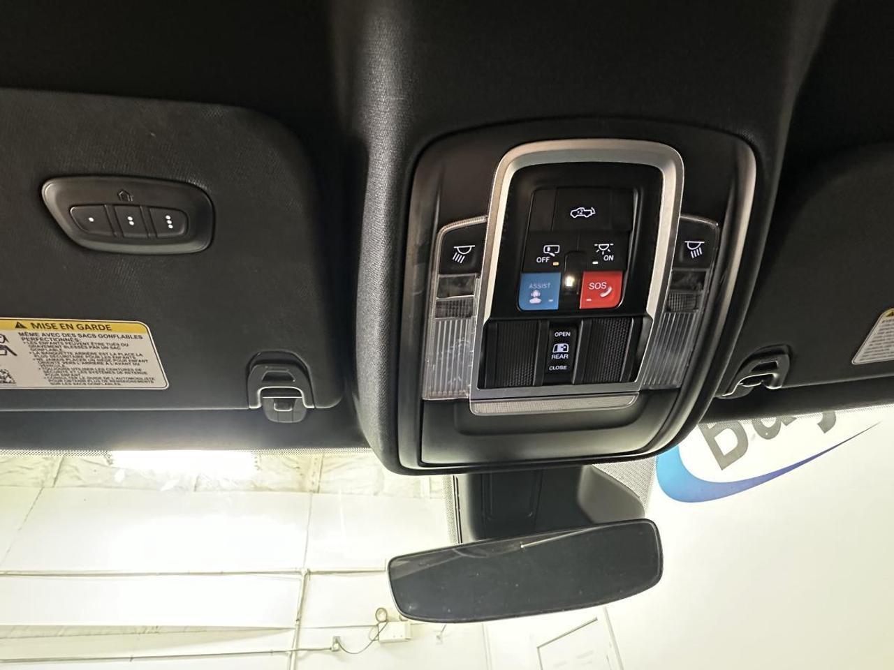 2025 RAM 1500 Big Horn BIG HORN/4WD/PENNSTAR/V6/CREW/PWR SEAT/NAVI/OFF LEASE! Photo