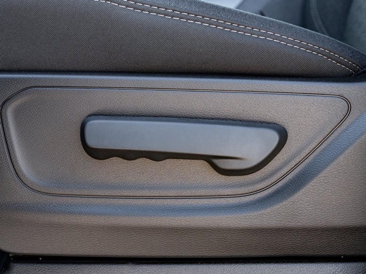 2026 RAM 1500 Express Photo