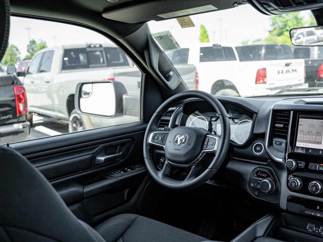 2026 RAM 1500 Express Photo