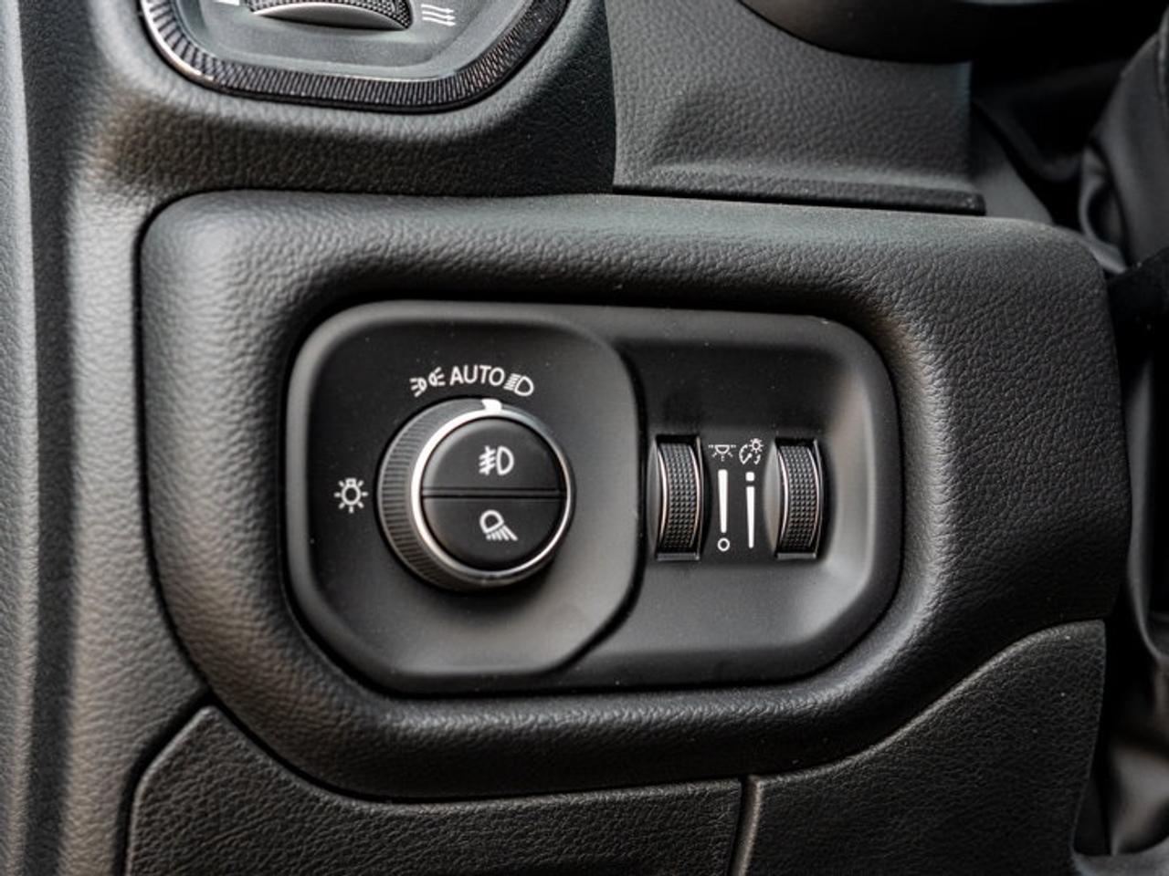 2026 RAM 1500 SPORT Photo
