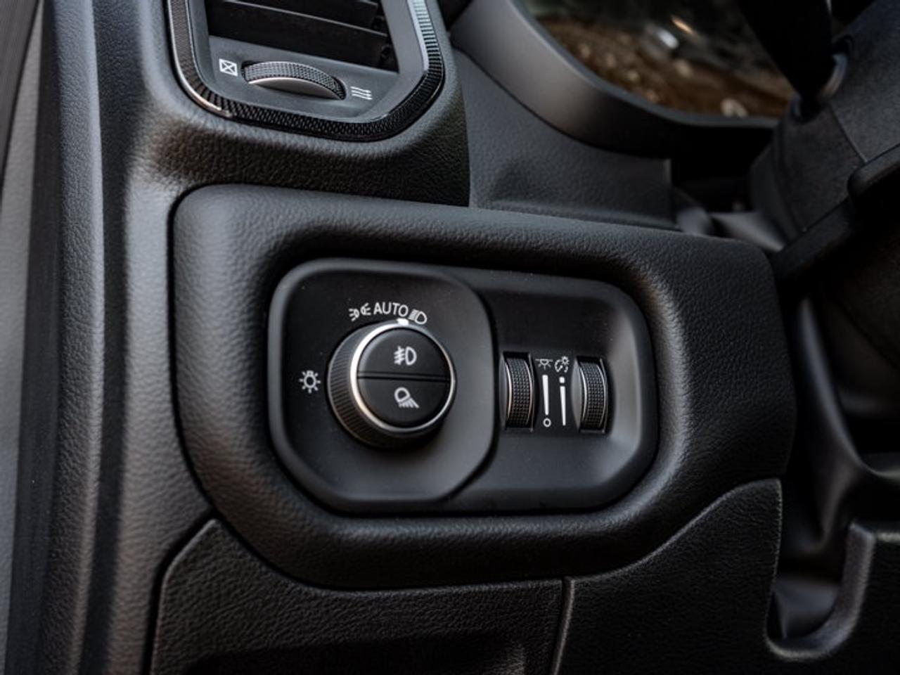 2026 RAM 1500 SPORT Photo