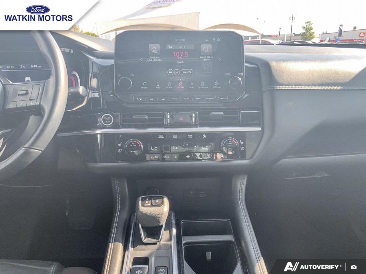 2022 Nissan Pathfinder Platinum Photo21