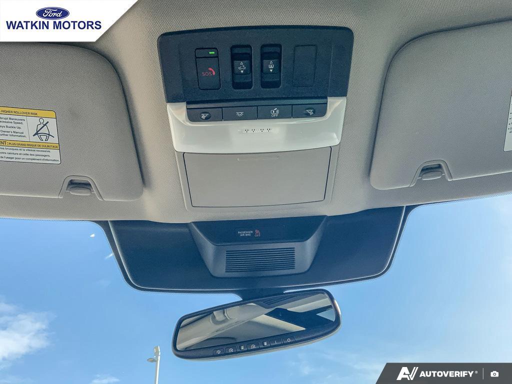 2022 Nissan Pathfinder Platinum photo 24
